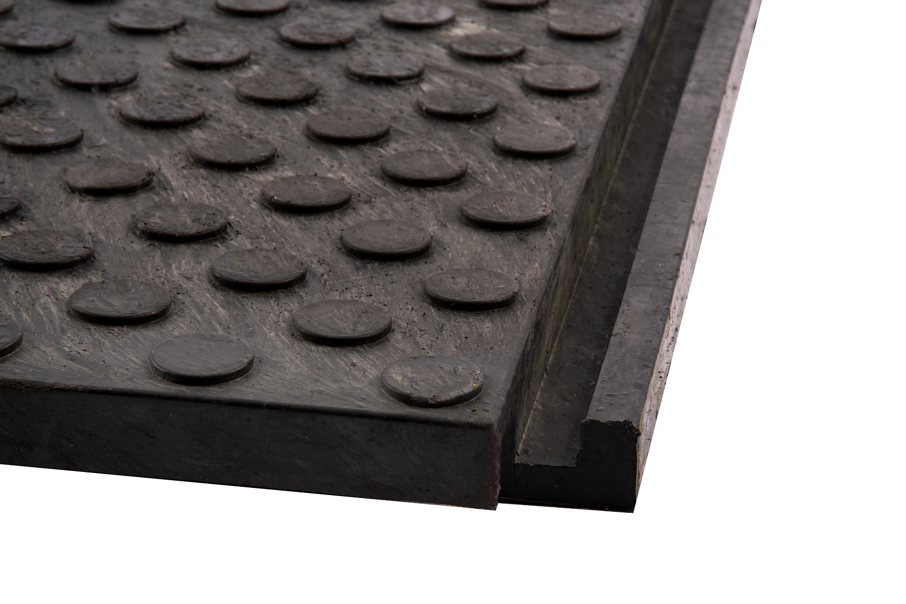 Waterproof rubber mats for open barns and loose stables SAGUSTU