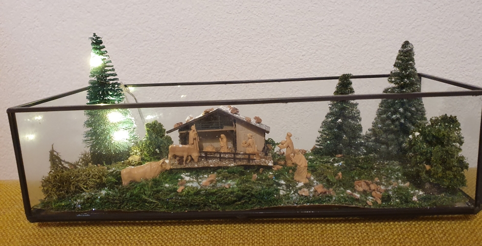 Kripplein beleuchtet (verkauft)