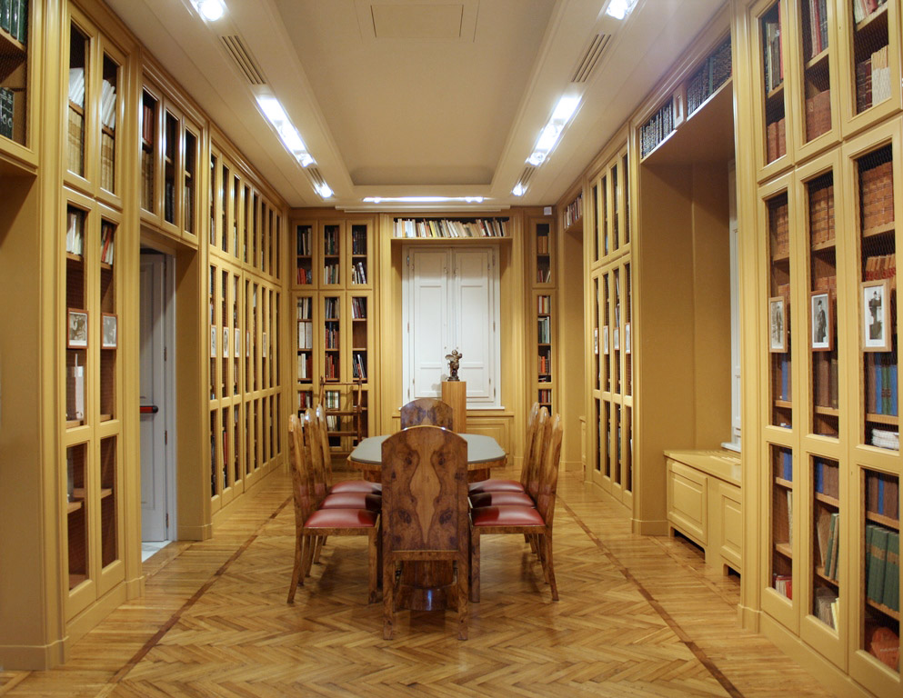 Fondazione Matteucci biblioteca