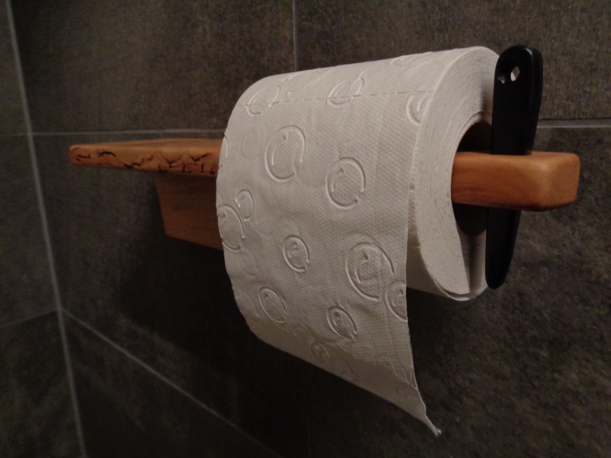 Montiert mit System Scheibenkleber ;)