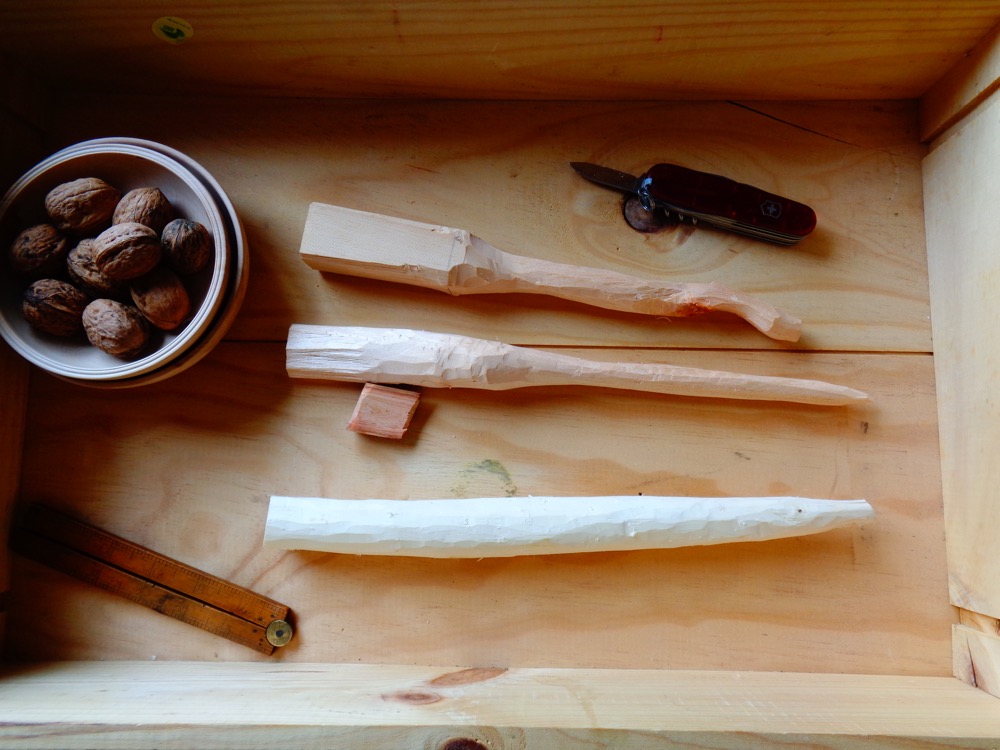 Kinderkurse, schnitzen, Handwerkskunst, Kunst, Kurs, Spiez, Holzflickwerk, Weiterbildung, Handwerk