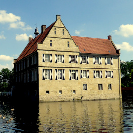 Burg Hülshoff in den Baumbergen.