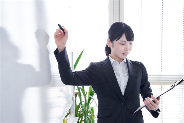 教えたいことと教えないこと