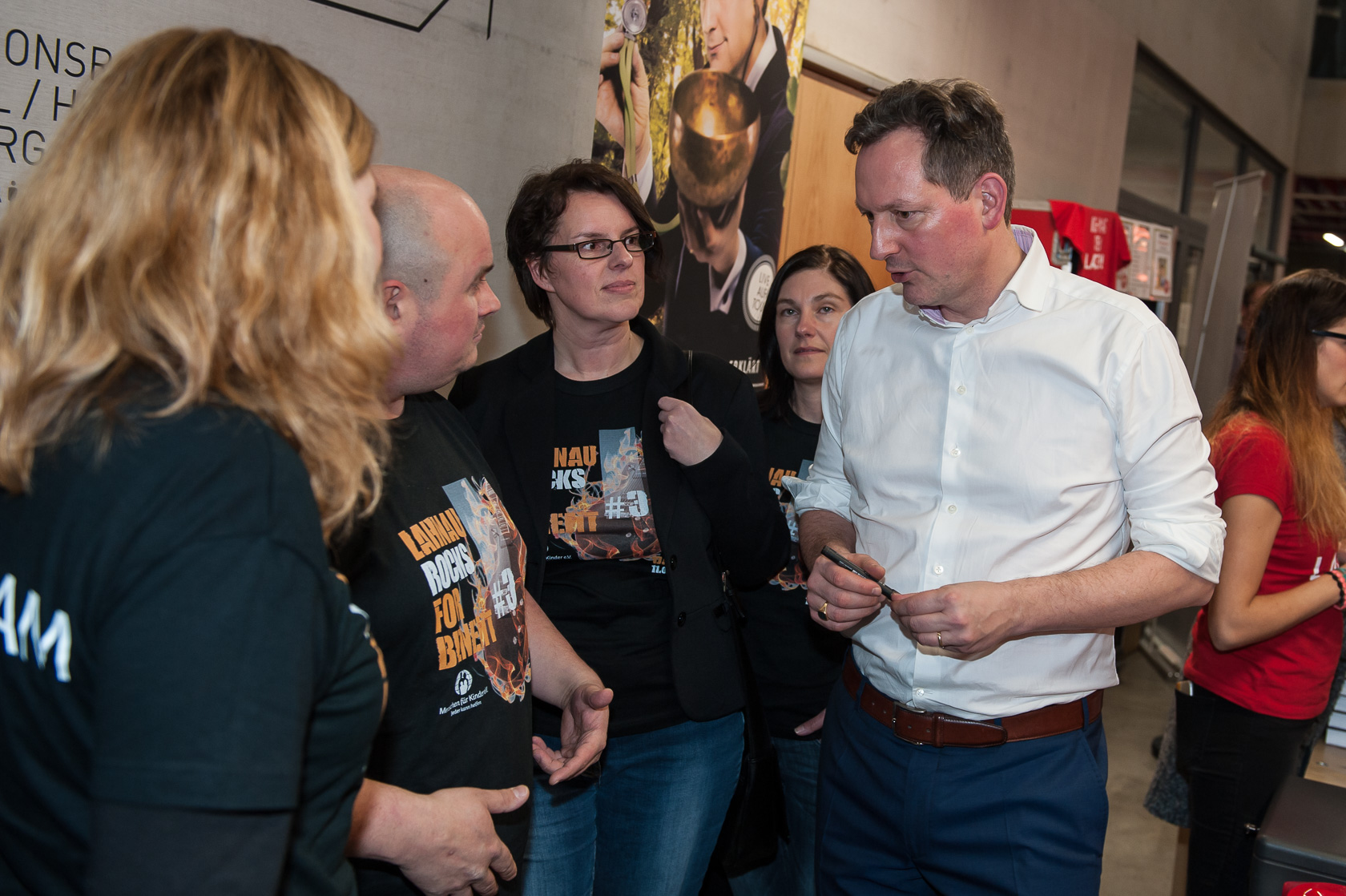 Das Organsisationsteam zu Besuch bei Dr. Eckart von Hirschhausen