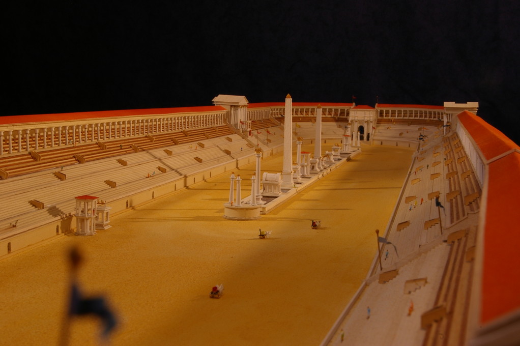 Musée du trot, Société du Cheval Français, reconstitution du Circus Maximus 1/400e réalisation Hervé Arnoul