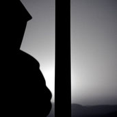 Pourquoi autant d'agressions au couteau dans les faits divers ?