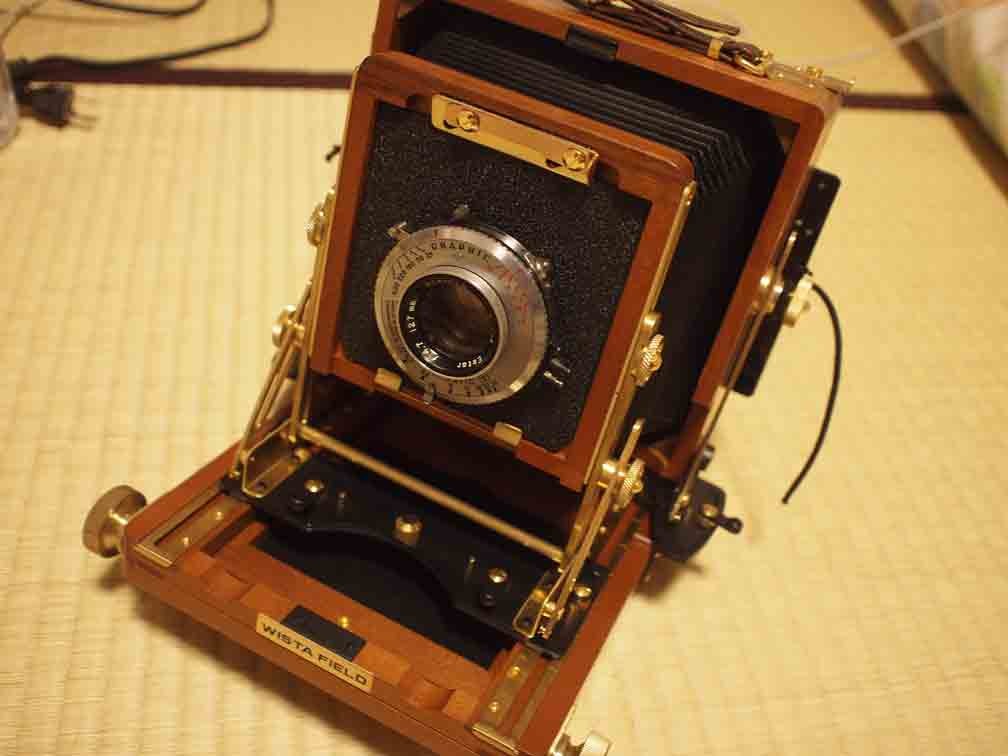 軽薄短小大いに結構。単焦点レンズ Kodak Ektar 127mm - The art 軽薄短小大いに結構。単焦点レンズ Kodak Ektar 127mm - The art