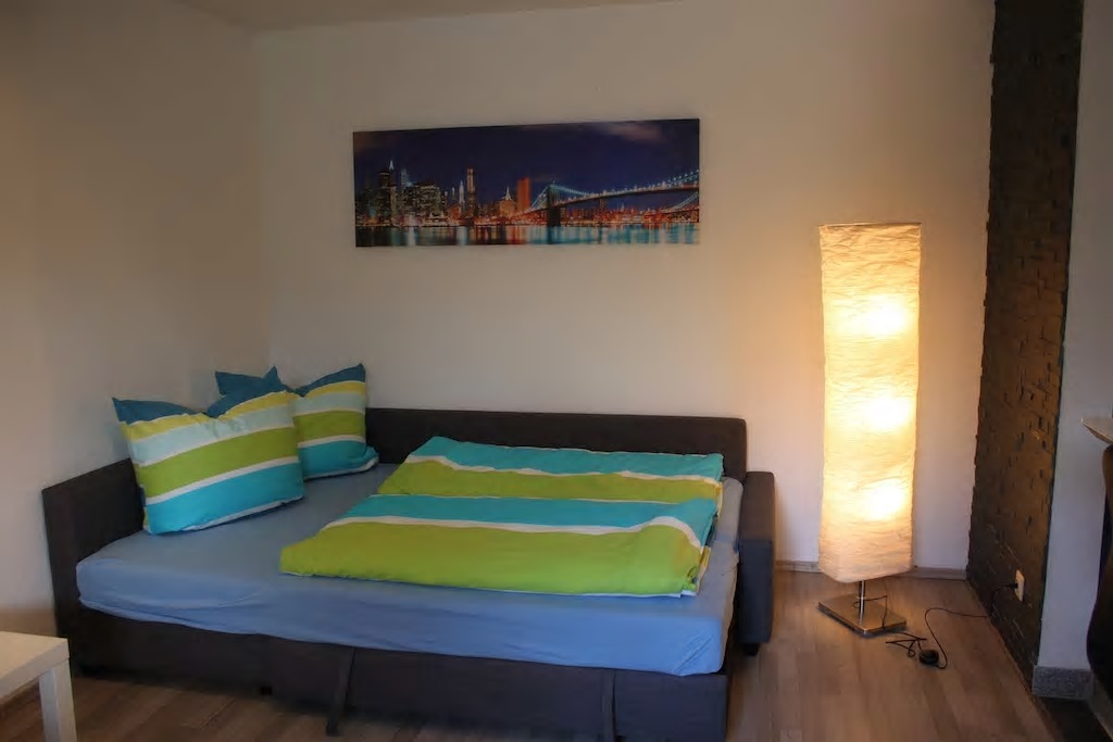 Wohnzimmer mit Schlafcouch