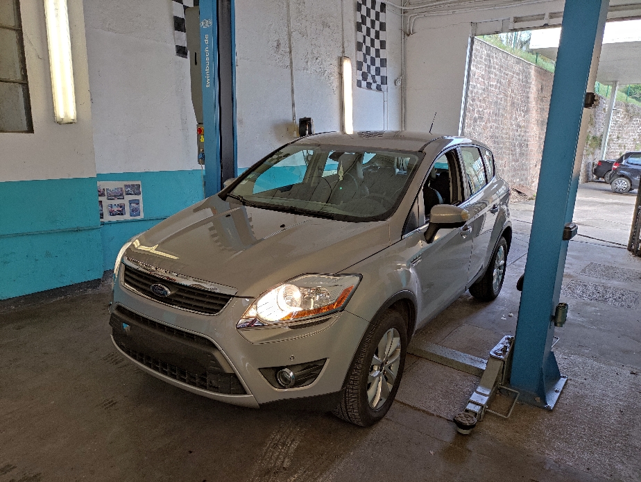 Remplacement pare-brise sur FORD KUGA