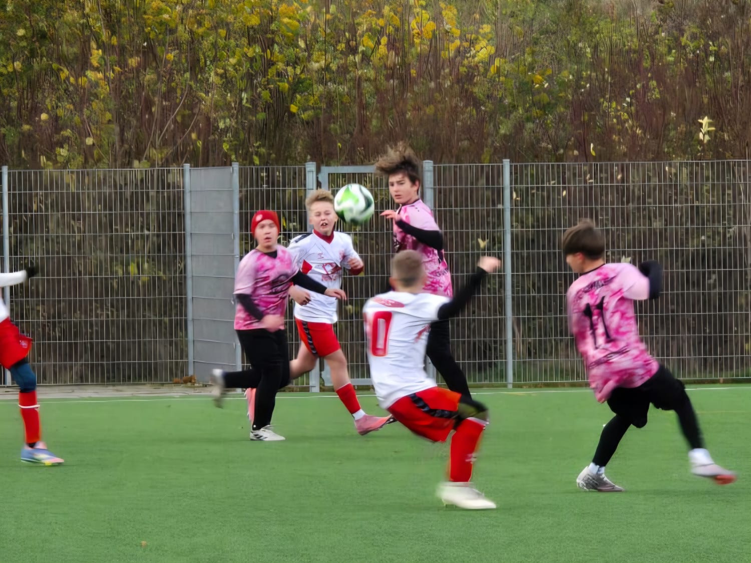 Alex Jaskulski mit starkem Kopfballspiel