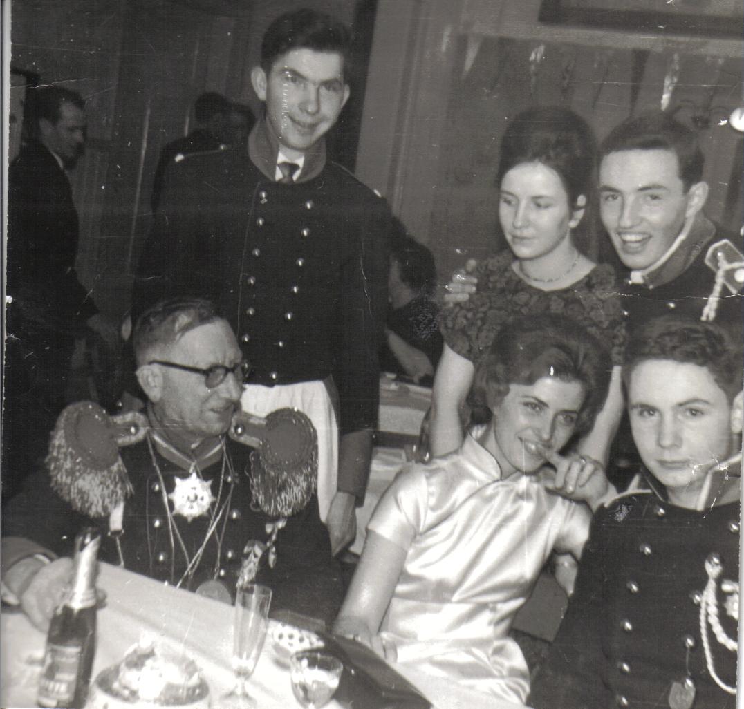 1963
