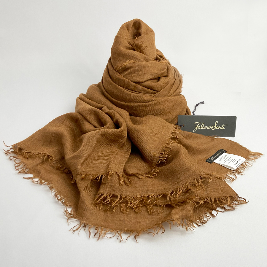 Azzurra（アズーラストール） - ファリエロサルティ（Faliero Sarti