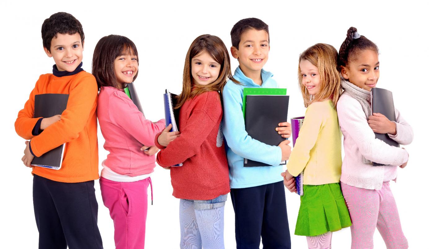 NUESTRO OBJETIVO  ES AYUDAR A NIÑOS Y JÓVENES EN SU DESARROLLO PERSONAL, INTELECTUAL Y EMOCIONAL