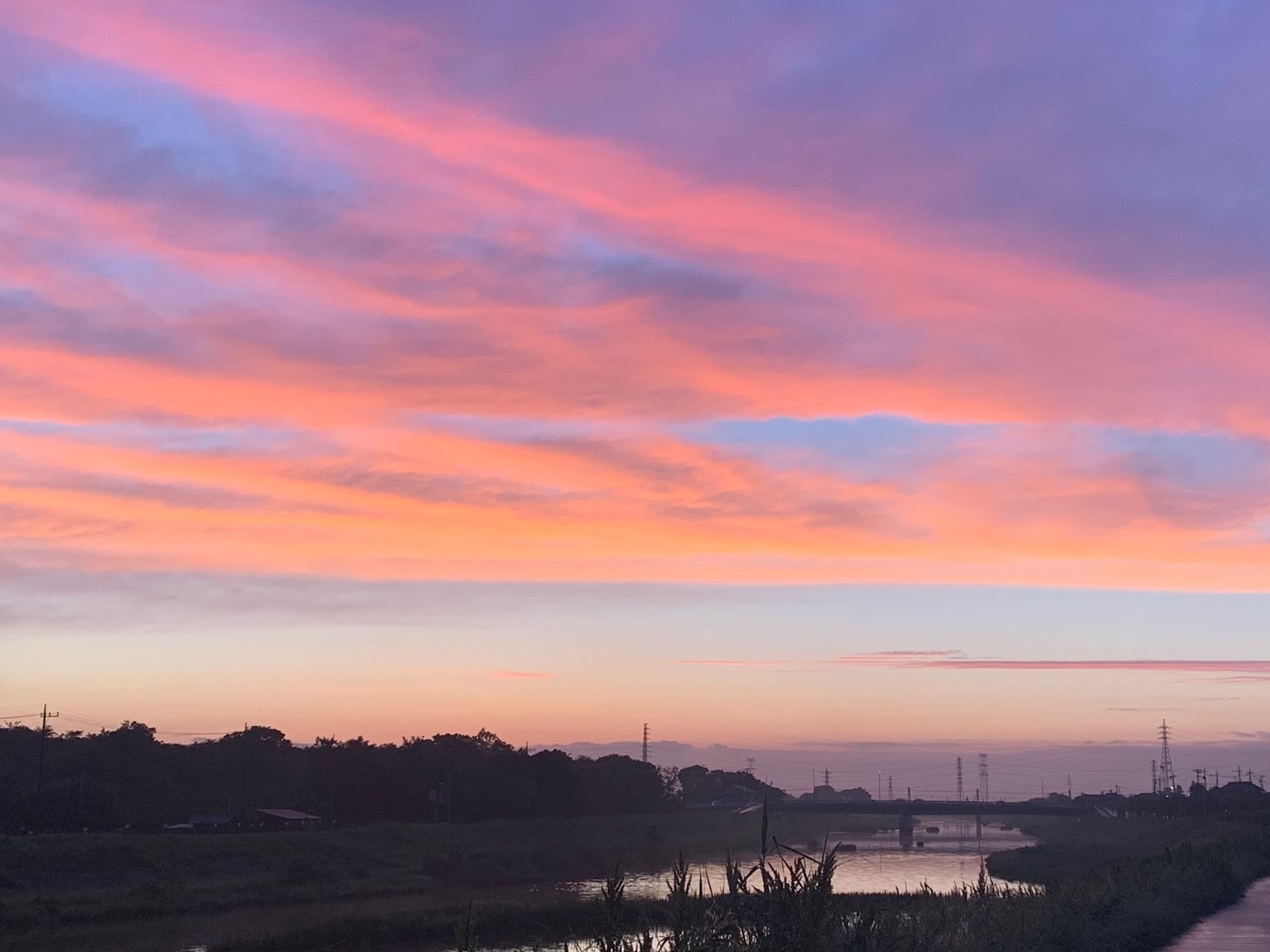 雨上がりの夕焼け空 Worthpaint ページ