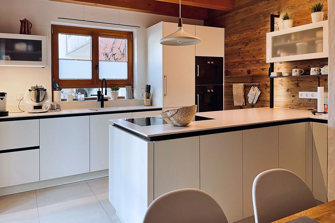 Premia - Modell Porto weiß seidenmatt 