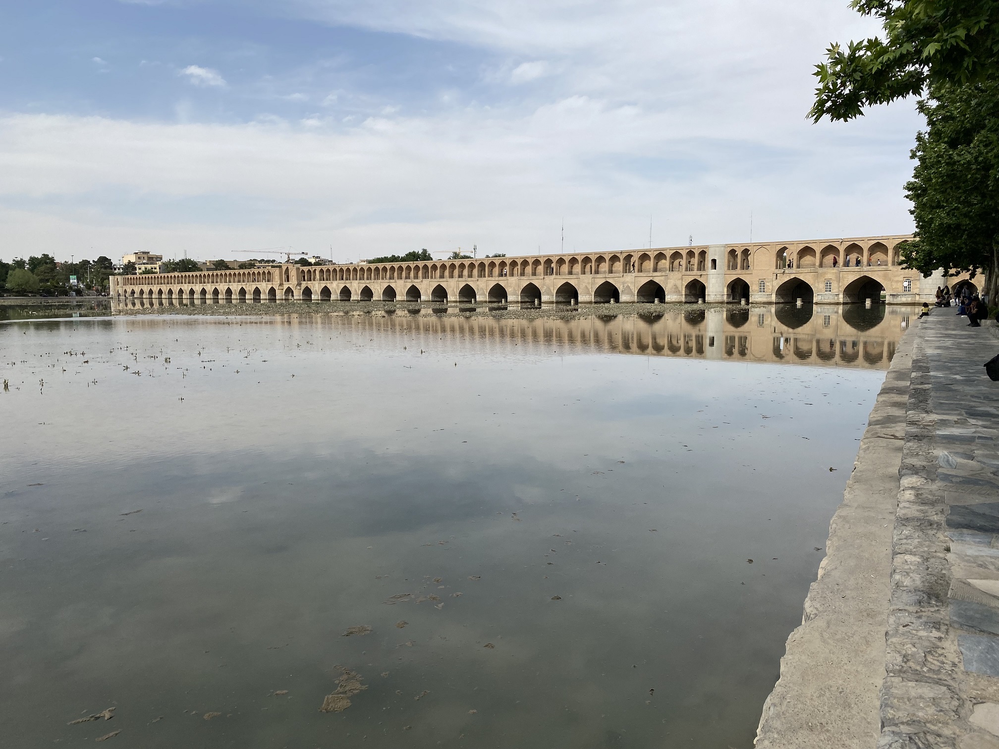 Isfahan mit seiner berühmten 33 Bogen Brücke