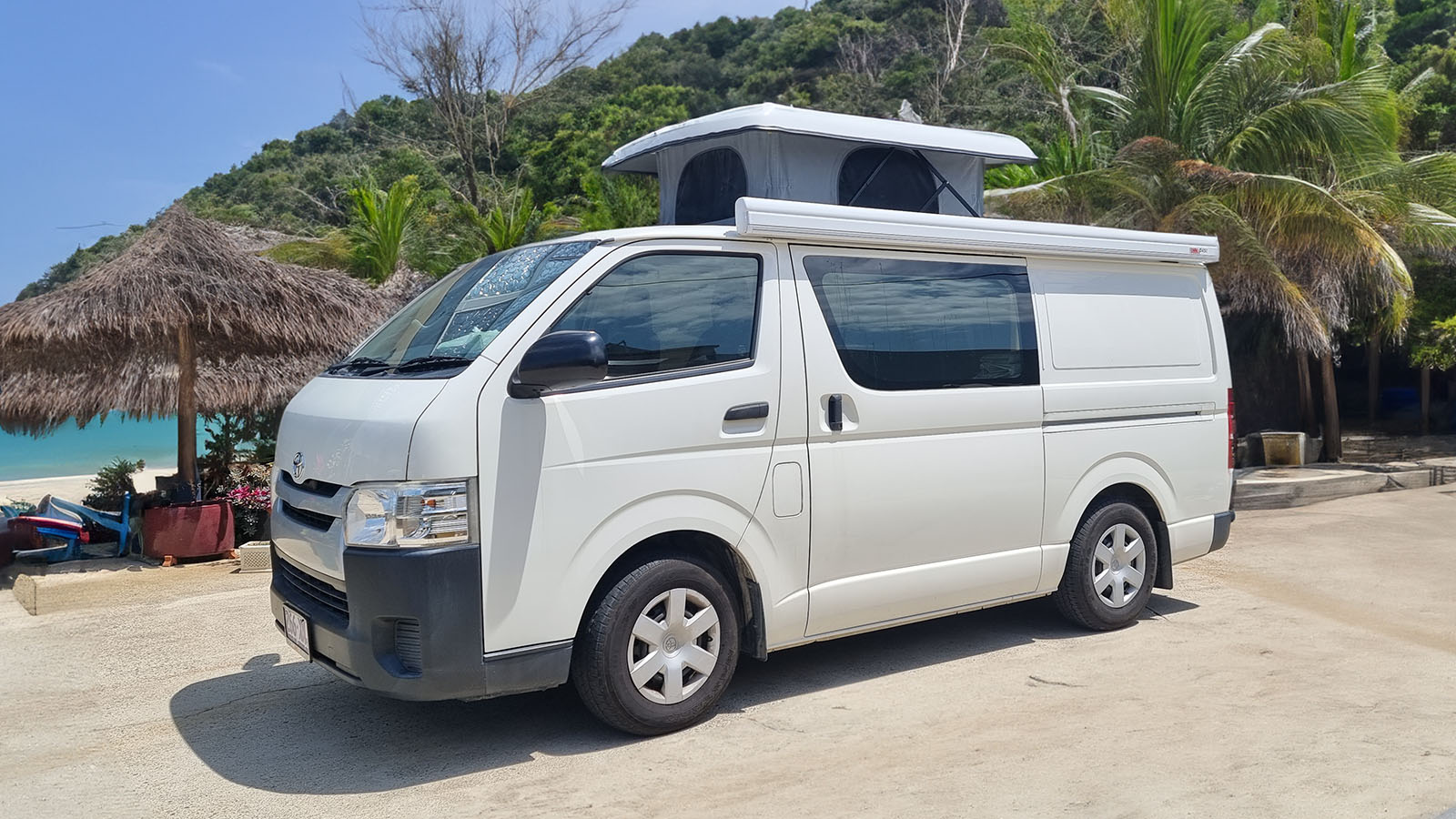 Small 1/2 size op top roof for Toyota Hiace - gain standing height
