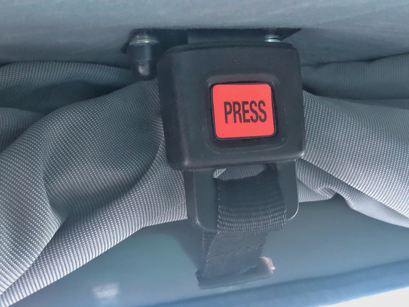 optional extra: "click & close" to secure your roof
