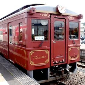 三陸鉄道北リアス線 久慈市 宮古 北三陸 うに飯 ほや飯 浜や