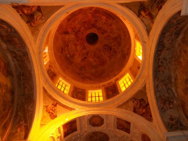 Cupola della cappella del transetto destro, di G. B. Azzolino
