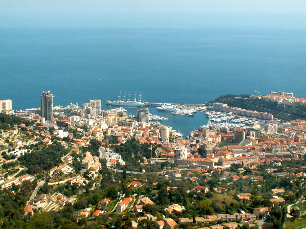 Monaco et la cote depuis la Turbie