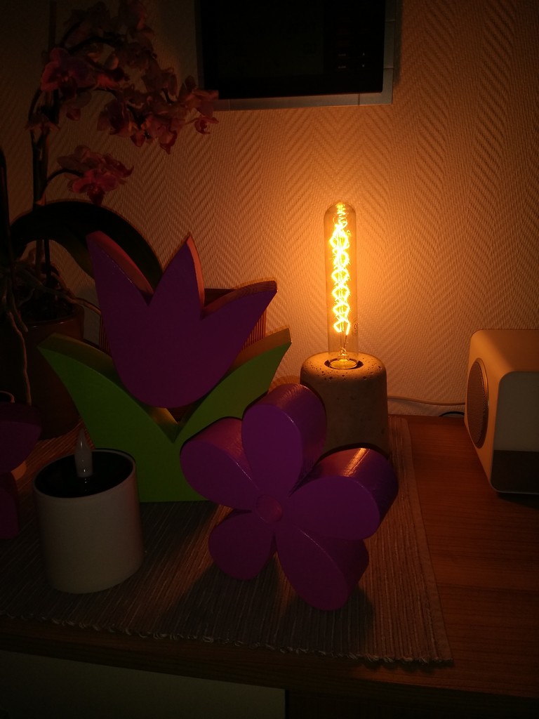 Beton-Lampe