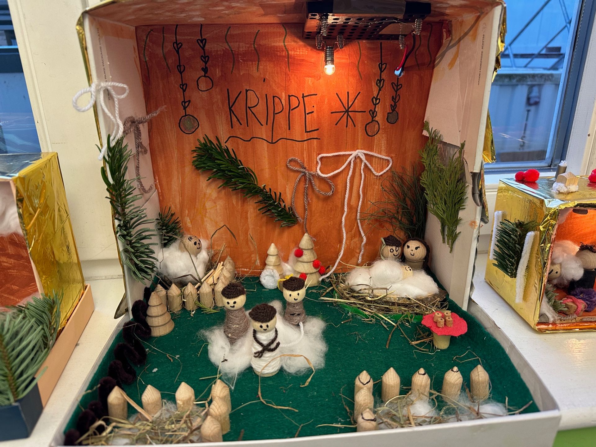 Wenn Krippen leuchten – ein Projekt der Klasse 4b