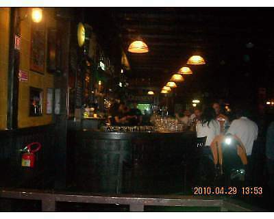 progettazione realizzazione pub in bancone in legno per irish pub