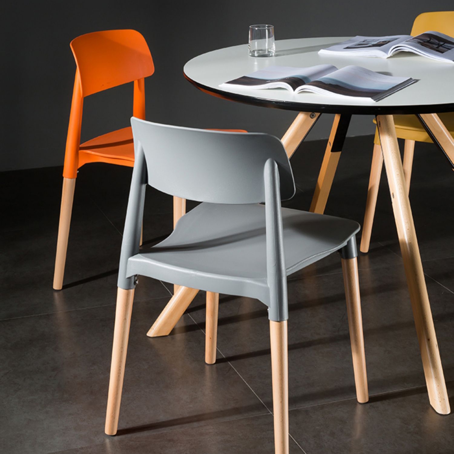 SGABELLI IN STILE TIROLESI VENDITA ONLINE DI TAVOLI, SEDIA IN