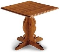 tavolo in pino 70x70x3 o 80x80x3, rogettazione irish pub, arredo irish  pub,arredo bar  www.eventodesign.net