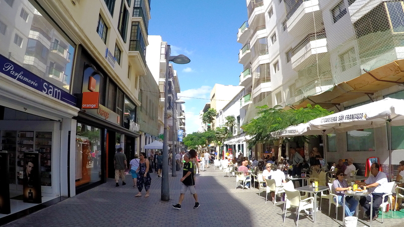 Einkaufsstraße der Calle Leon y Castillo in Arrecife