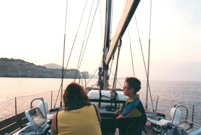 Die Klippen von Dugi Otok nach der Nachtfahrt