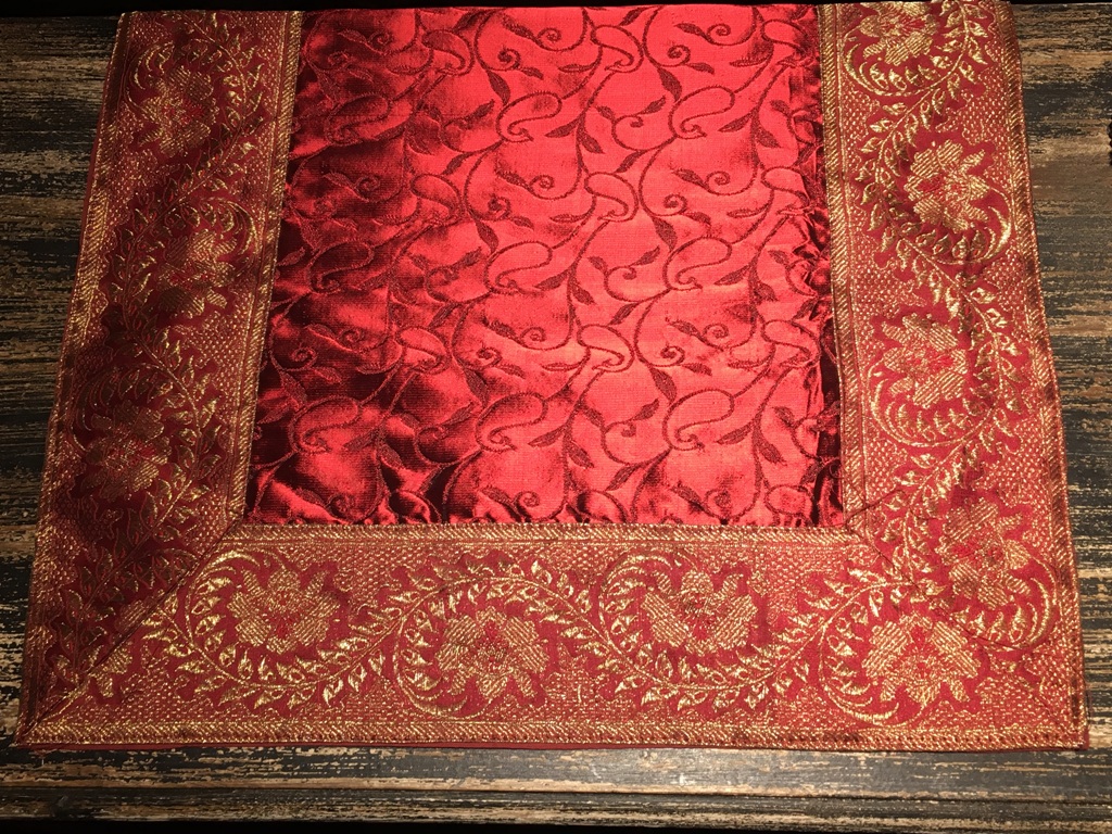 Tischlaufer Und Tischdecken Indische Mobel Mehr Salzburg