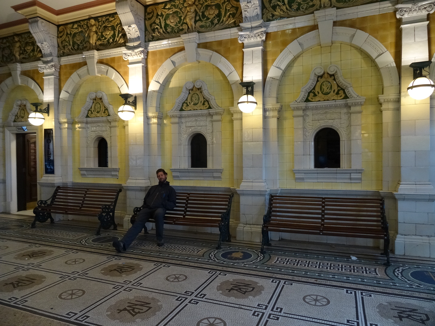 5.4. Warten im Saal