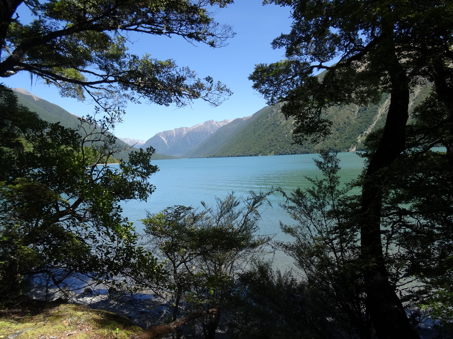 30.1. Dem See entlang