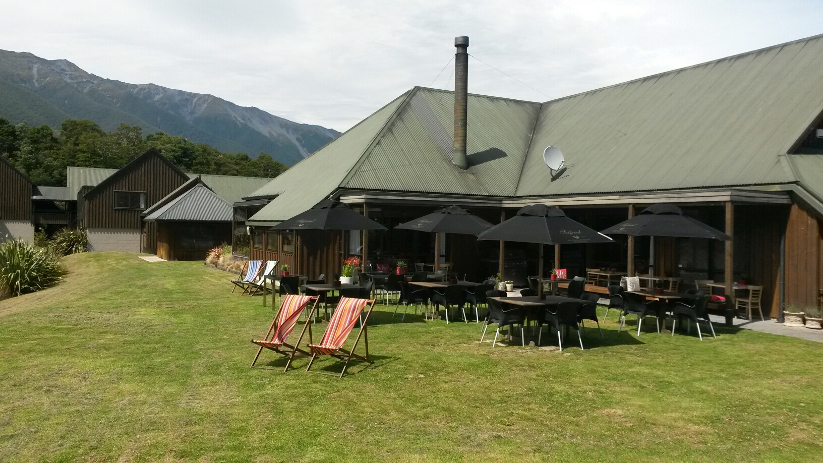 27.1. Alpin Lodge, Restaurant und Unterkunft