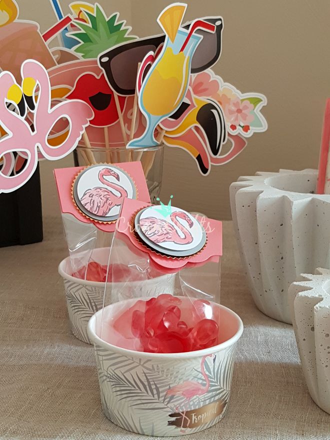 Die Eisbecher mit Haribo-Flamingos drinnen!