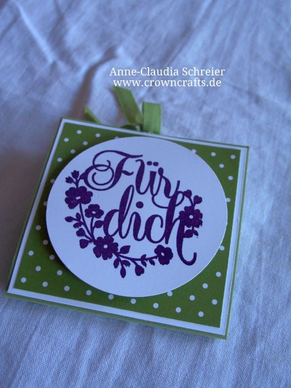 Eine hübsche Karte mit aufwändiger Falttechnik innen von Sabrina Batzel - http://www.stampinup.net/esuite/home/sabrinas_stempelwiese/