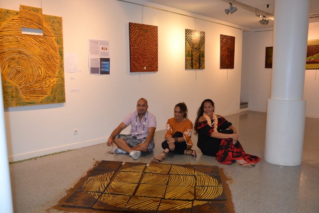 Aux côtés des artistes Laiza Pautéhéa et Maleselo Taugamoa