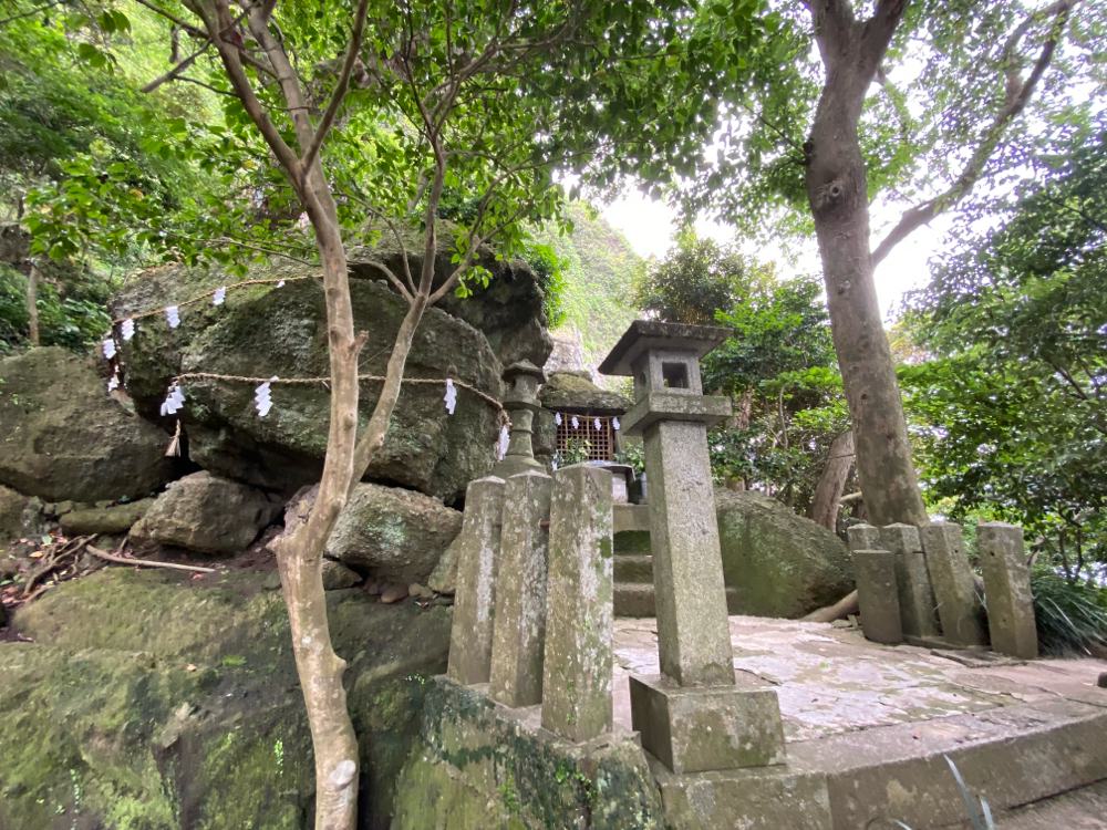 楯崎神社奥院