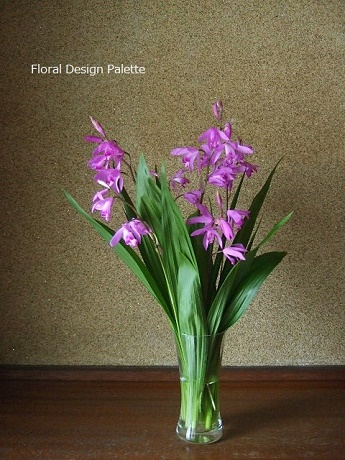 紫蘭をナチュラルに花あしらい
