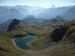 Lac d'Iseye - www.le-refuge-des-marmottes.com