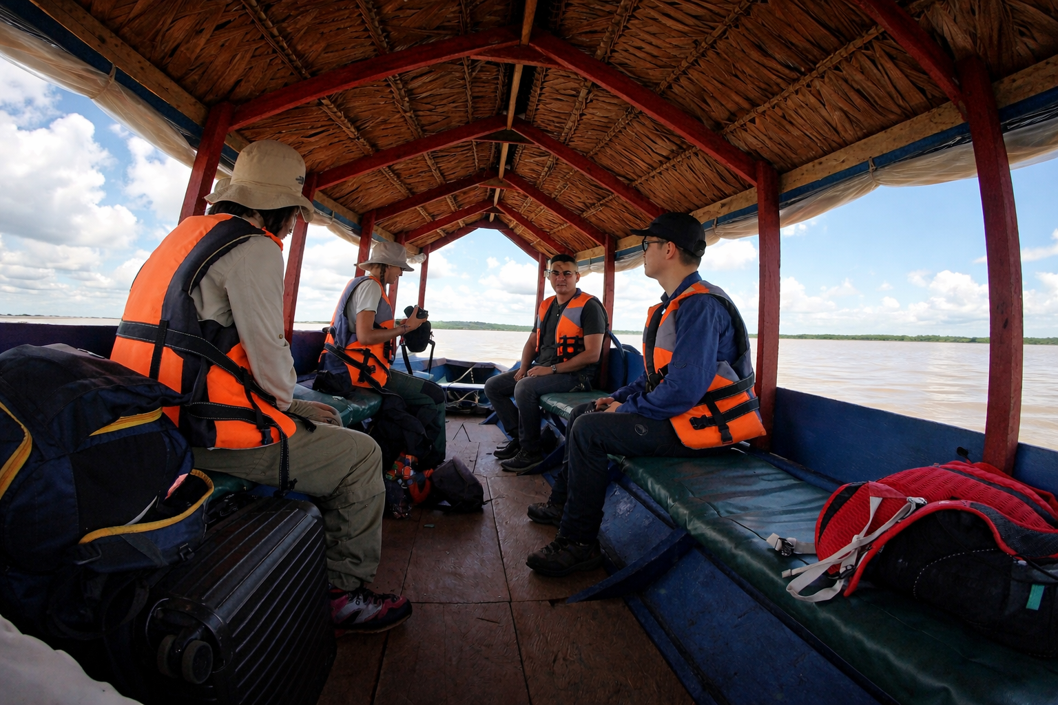 Iquitos por tu cuenta o con tour: qué conviene y cómo evitar errores (Guía 2026)