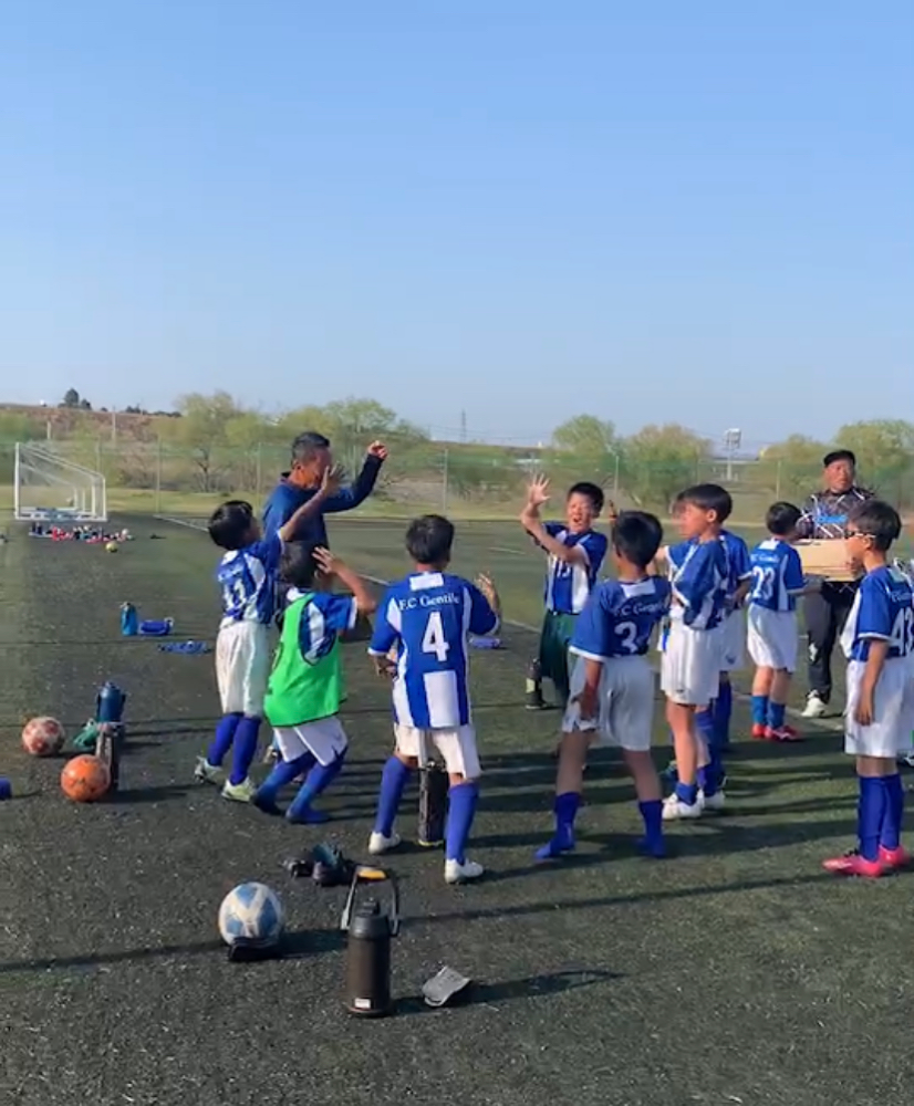 ボール⚽️争奪戦！！笑