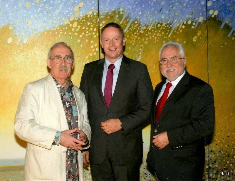 Der Generaldirektor, der Minister und ich 2010 · Με τόν  Δτή Ε.Χορακ κα ιτόν υπουργό  Γ. φαρενσσον.