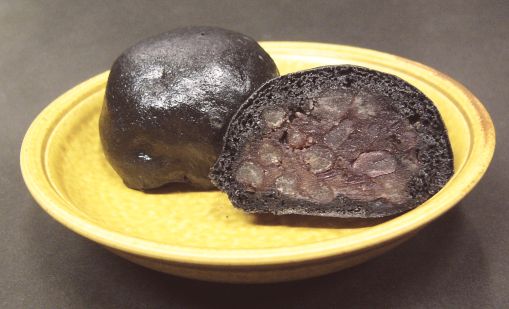 竹炭饅頭