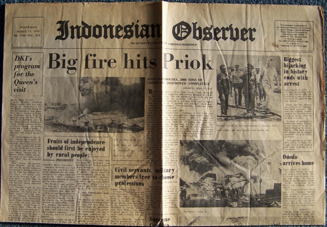 De Indonesian Observer maakte uitgebreid melding van de brand in Tandjung Priok