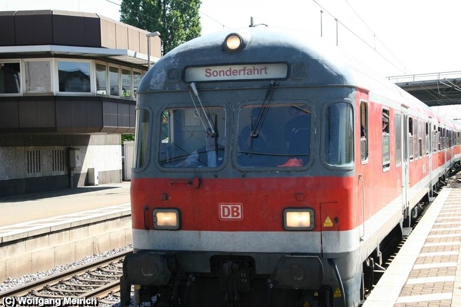 Am Bahnsteig von Peine