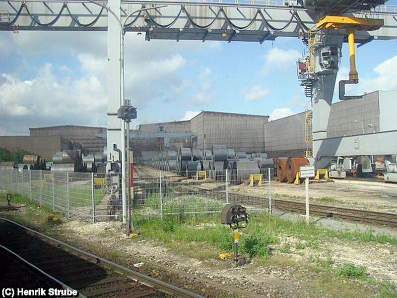 Der Stahlstandort Salzgitter präsentiert sich informativ aus dem Sonderzug "Stahlstadtexpress"