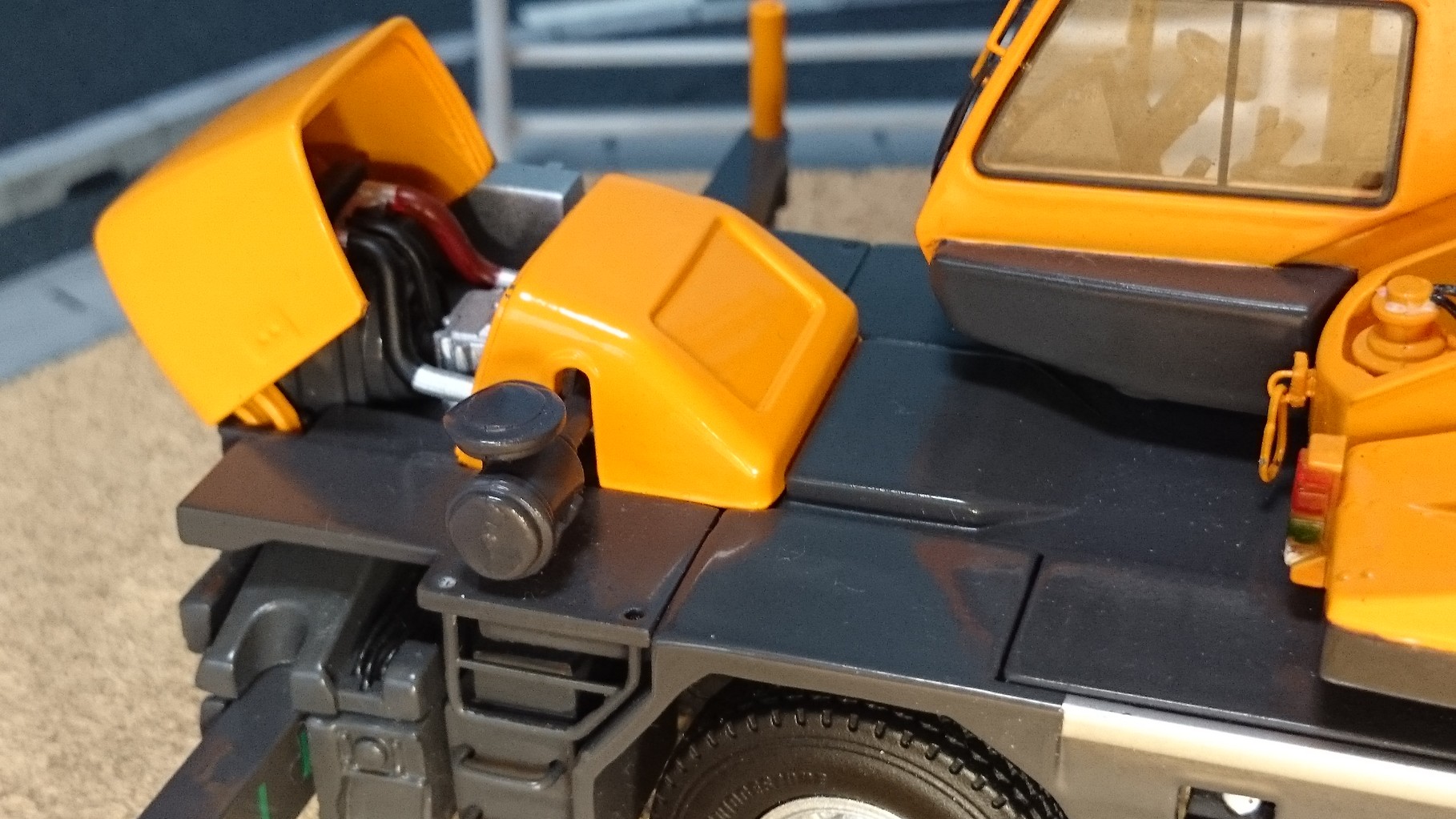 KATO SR－250R 25t吊りラフタークレーン